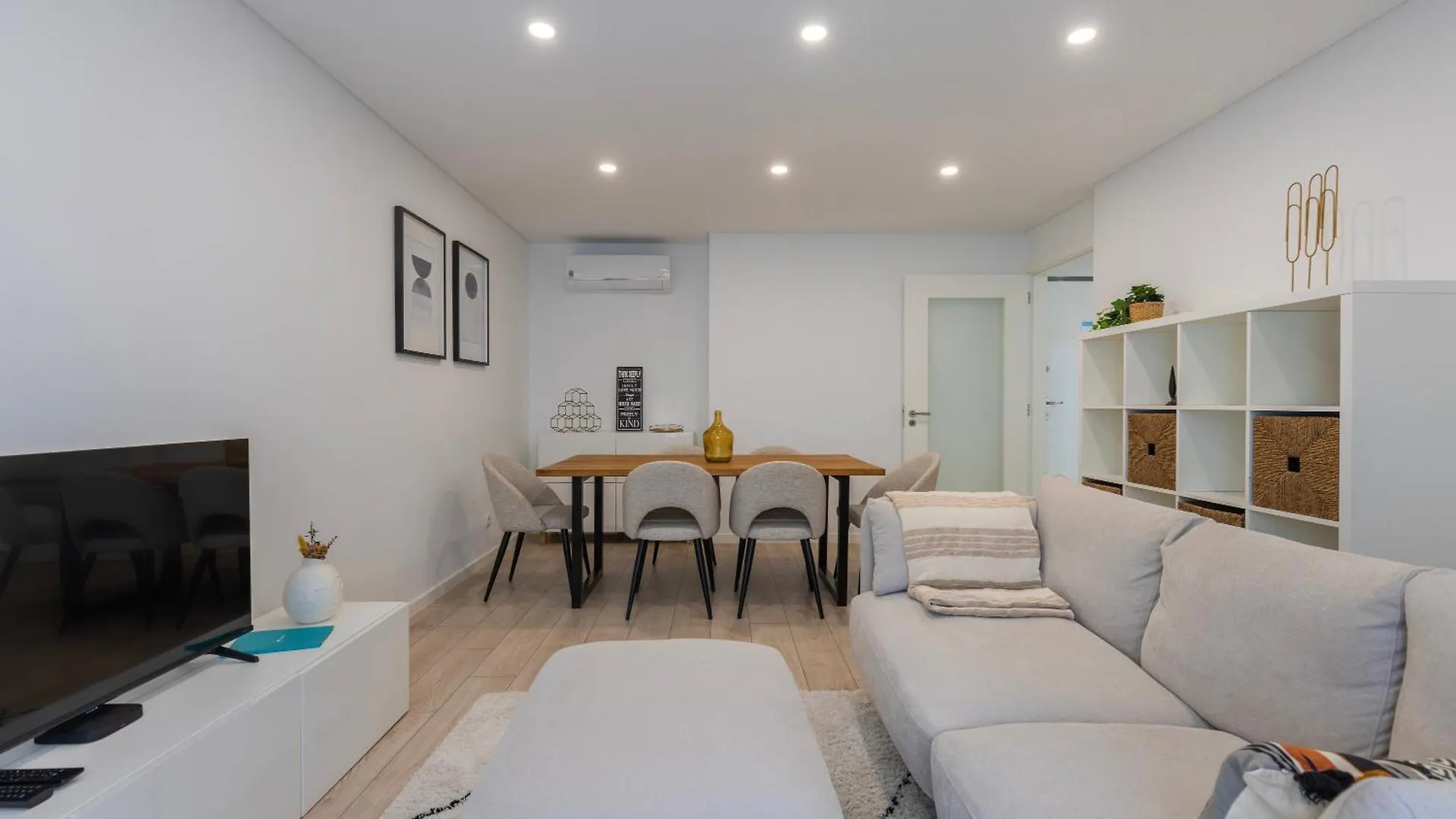 Homely 2Bdr Apartment By Lovelystay Amadora
