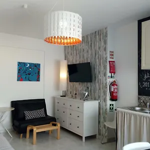 Apartamento In Bed With Lisbon 8n