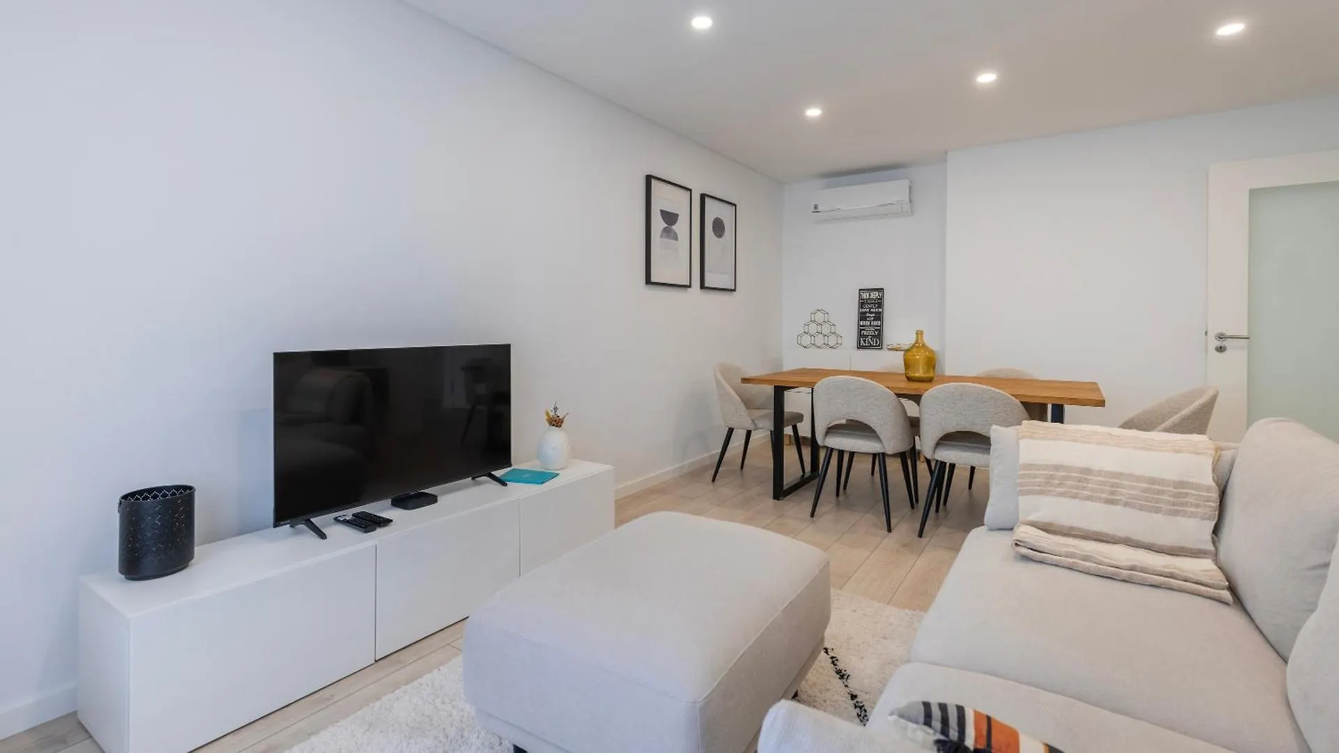 Homely 2Bdr Apartment By Lovelystay Amadora