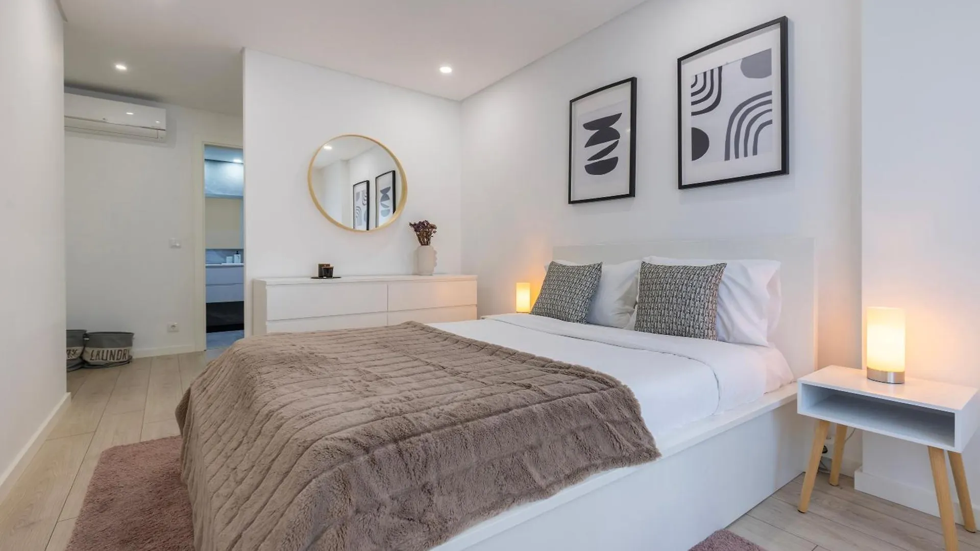 Homely 2Bdr Apartment By Lovelystay Amadora Portugal